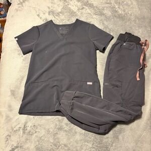 Figs XS Charcoal Gray Scrub Set